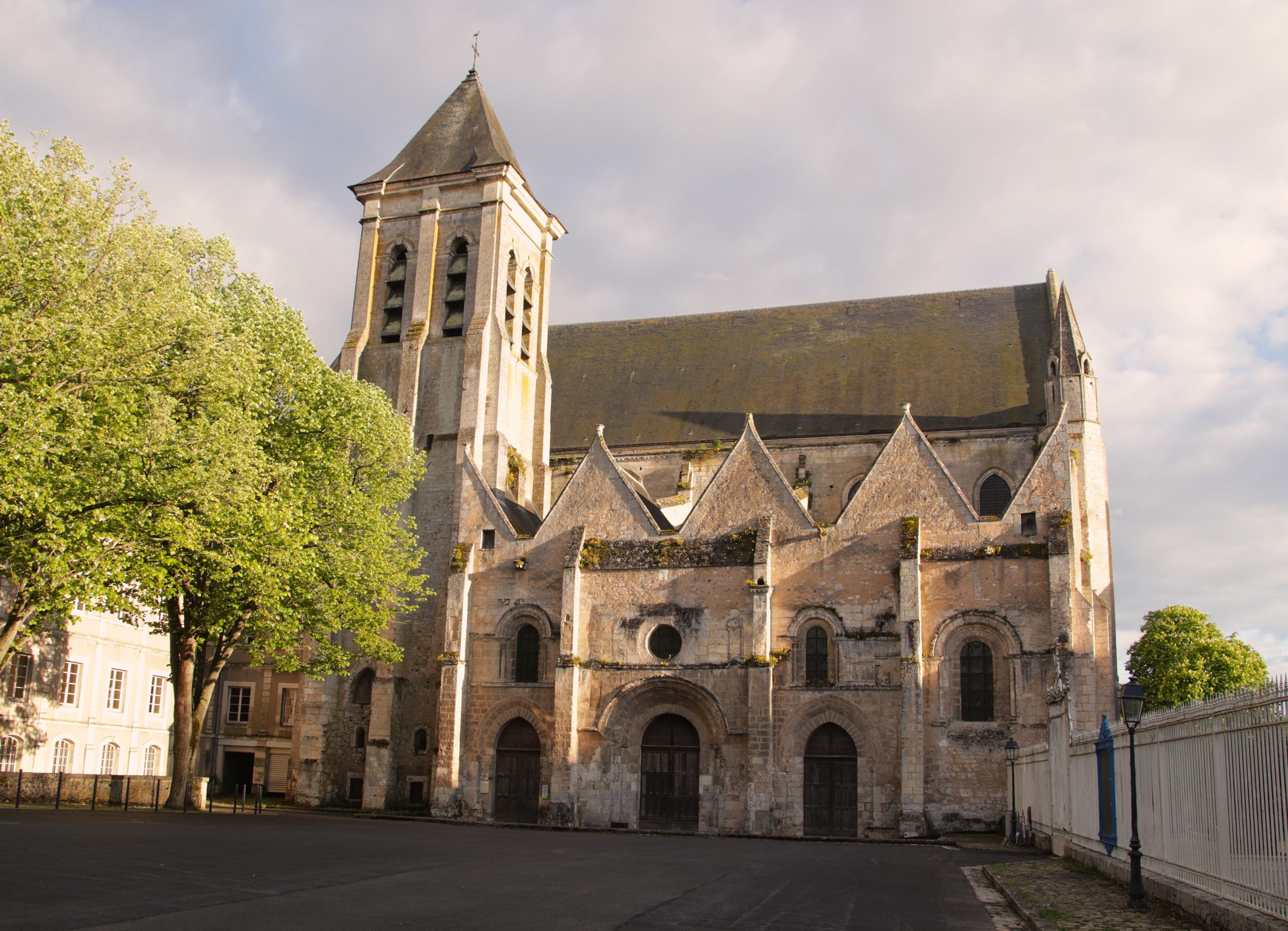 ÉTUDE SUR L’ÉTAT DE L’ÉGLISE DE LA MADELEINE...